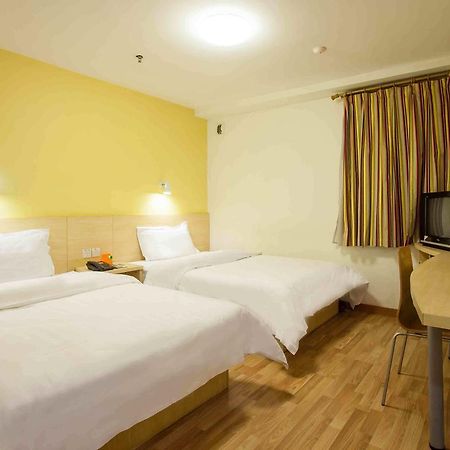 7Days Inn Guangzhou Southern Hospital Medical College Station Eksteriør bilde