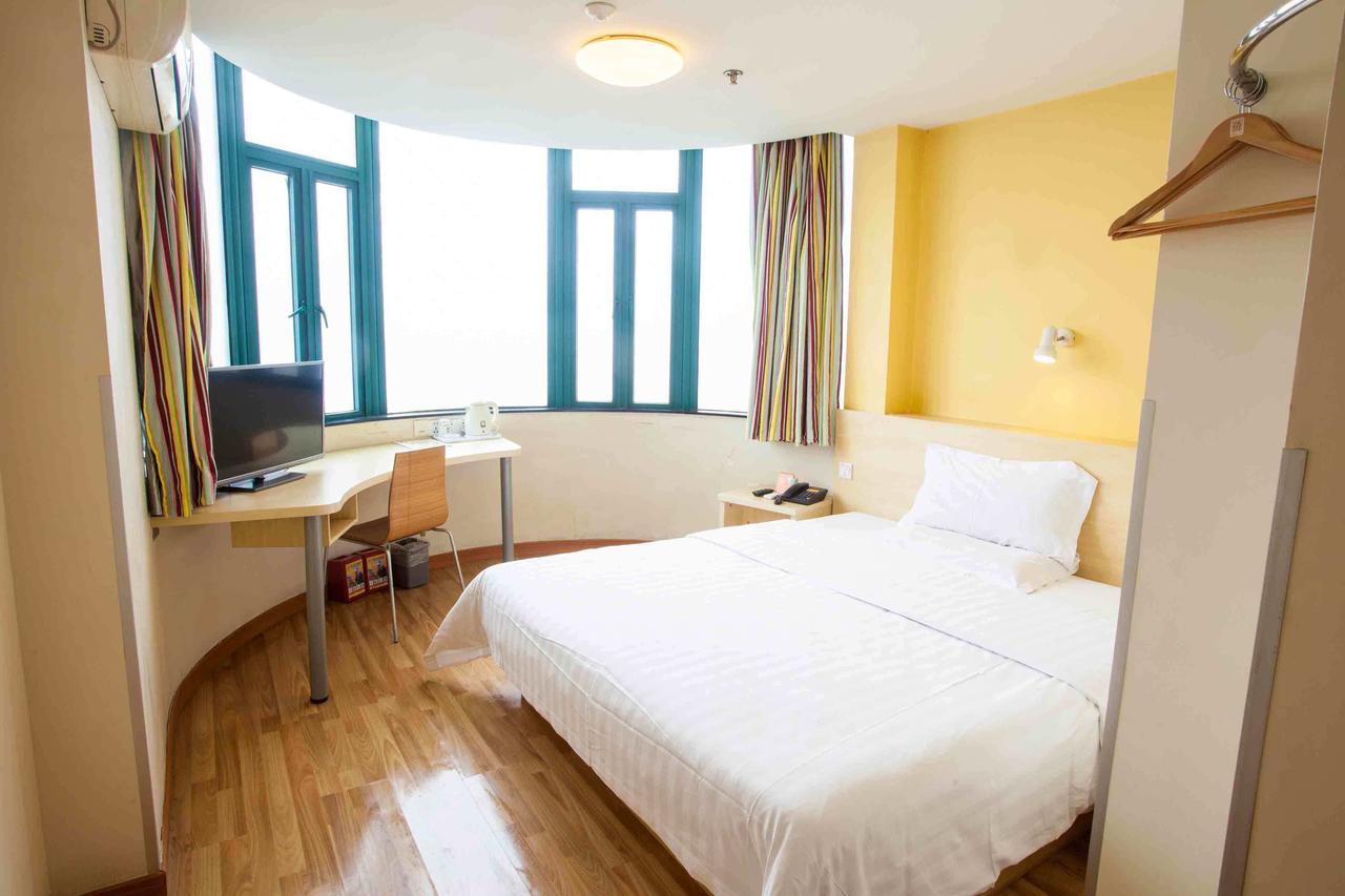 7Days Inn Guangzhou Southern Hospital Medical College Station Eksteriør bilde