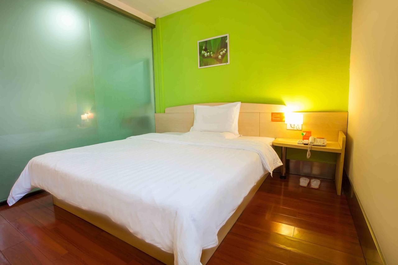 7Days Inn Guangzhou Southern Hospital Medical College Station Eksteriør bilde
