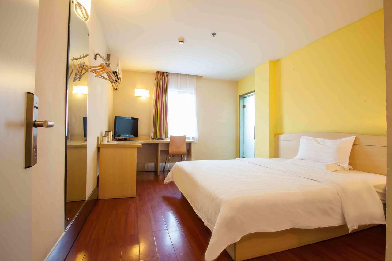 7Days Inn Guangzhou Southern Hospital Medical College Station Eksteriør bilde