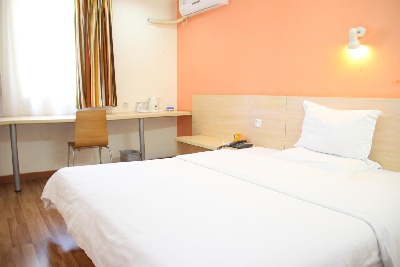7Days Inn Guangzhou Southern Hospital Medical College Station Eksteriør bilde