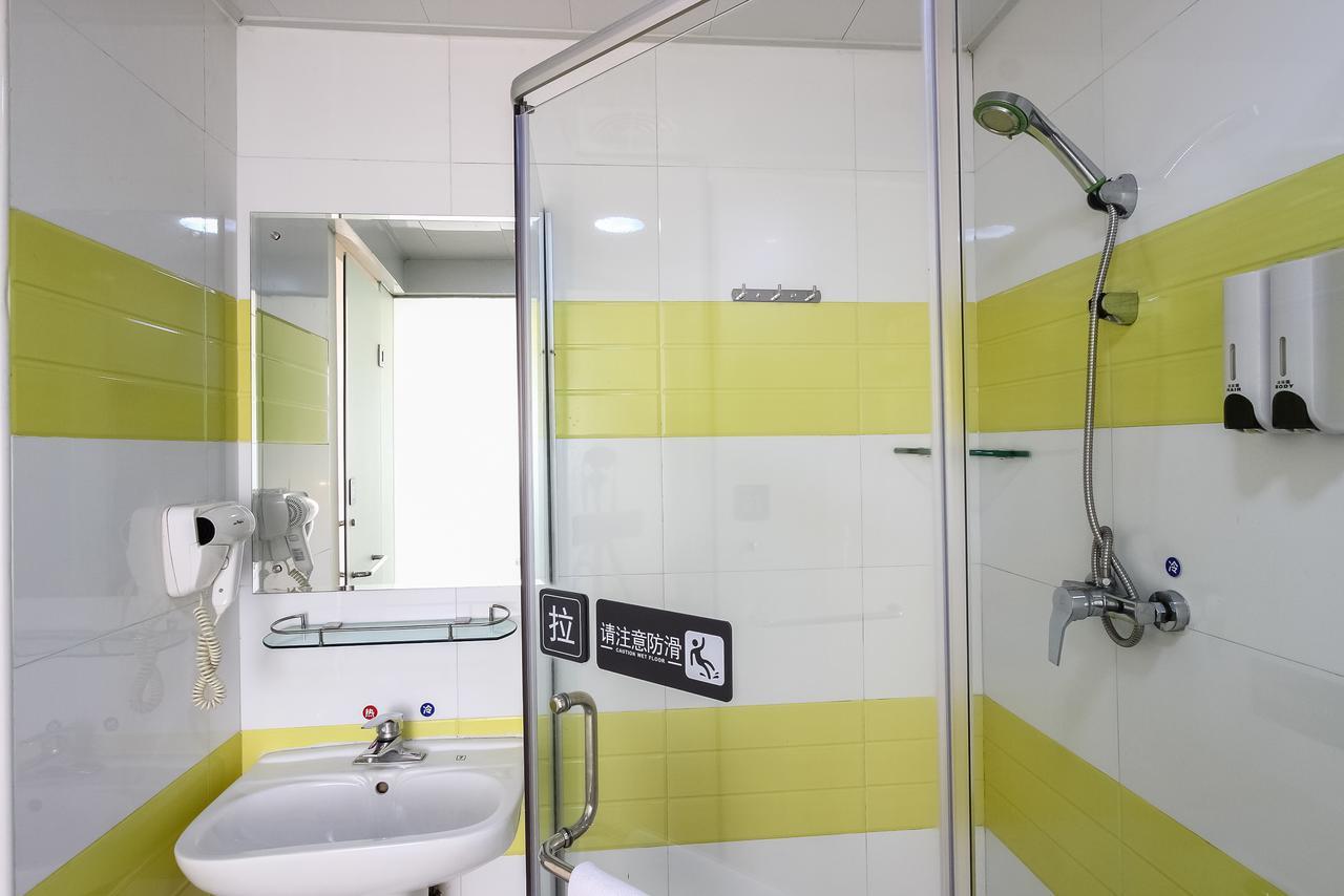 7Days Inn Guangzhou Southern Hospital Medical College Station Eksteriør bilde