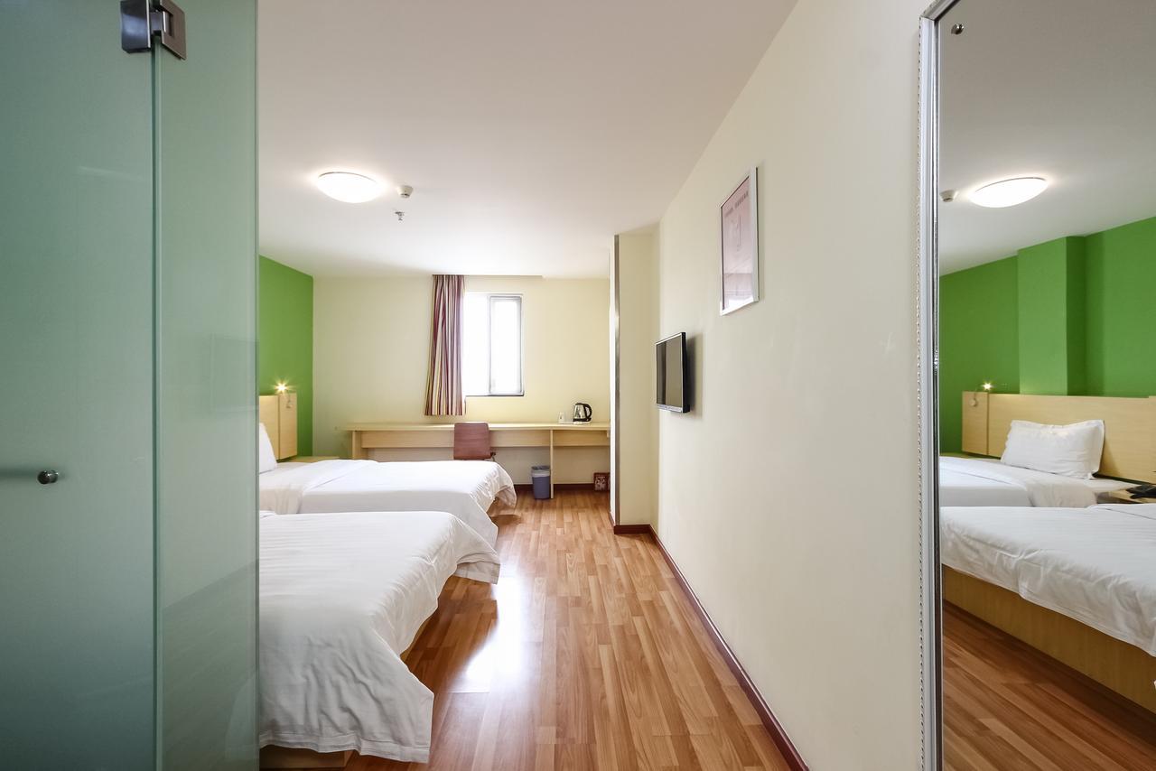 7Days Inn Guangzhou Southern Hospital Medical College Station Eksteriør bilde